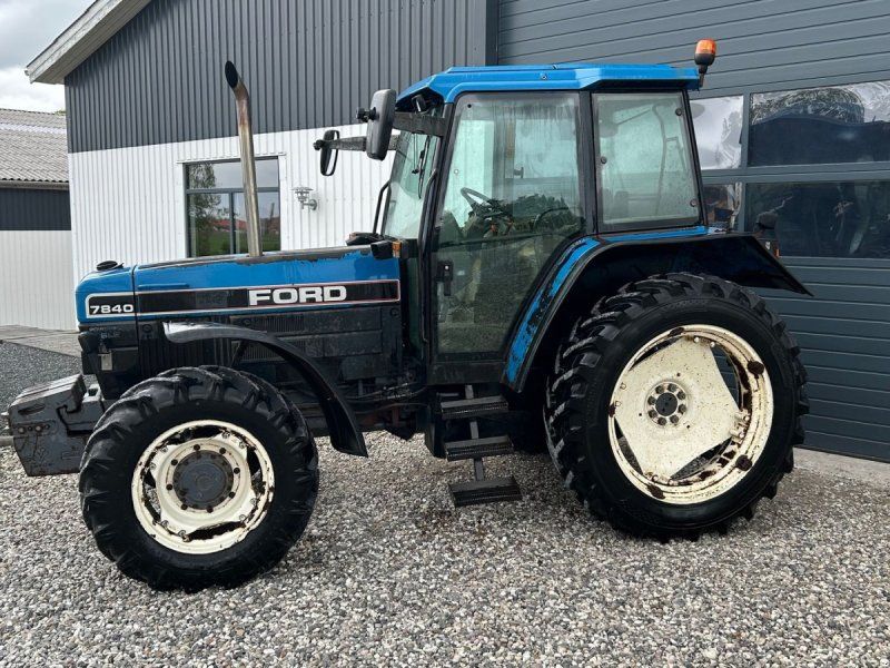 New Holland 7840 SLE turbo