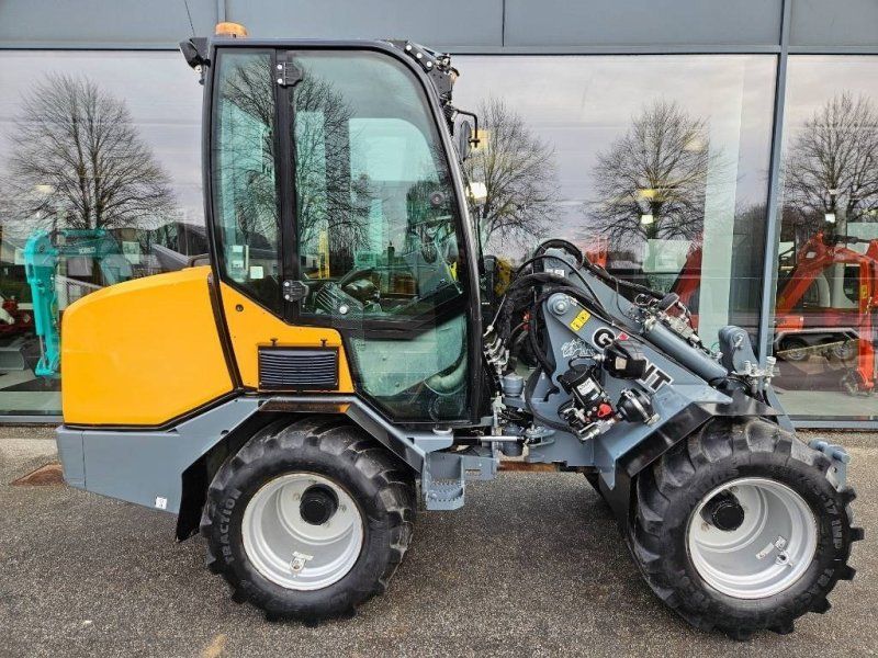 Giant G 2700 X-tra HD