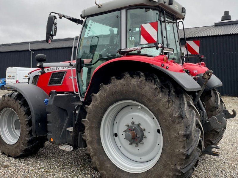 Massey Ferguson 7S.155 Efficient