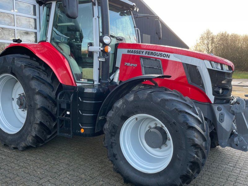 Massey Ferguson 7S.210 Dyna VT