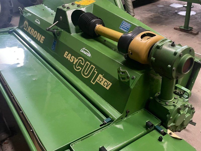 Krone Easy Cut 9140 Cv & Easy Cut 32 Cv Collect