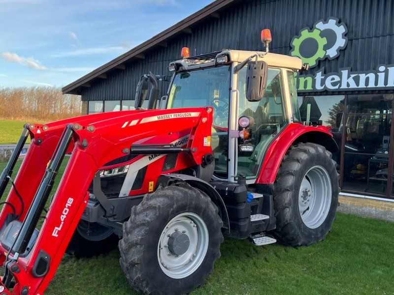 Massey Ferguson 5S.105 Dyna 4 Efficient  FL4018 frontlæsser