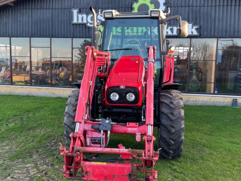 Massey Ferguson 5445 4WD Kun 5500 timer med frontlæsser