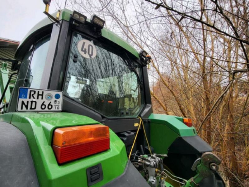 John Deere 6600