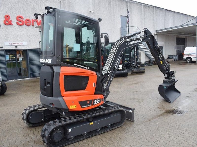 Eurocomach 25 ZT COMPACTTILT ROTATOR CTR3, SMØRESYSTEM