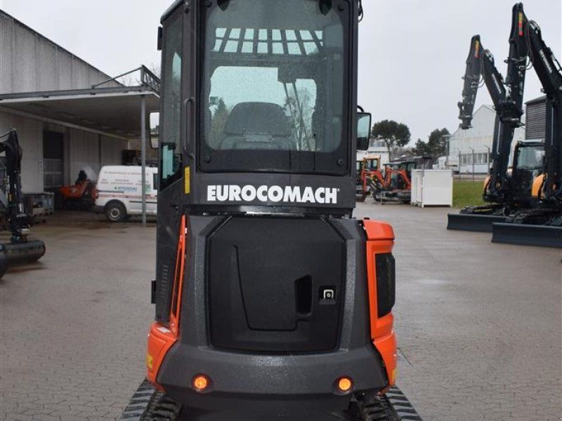 Eurocomach 25 ZT COMPACTTILT ROTATOR CTR3, SMØRESYSTEM