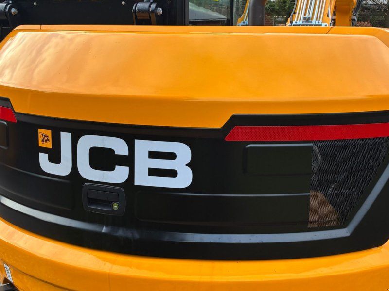 JCB 86C-2