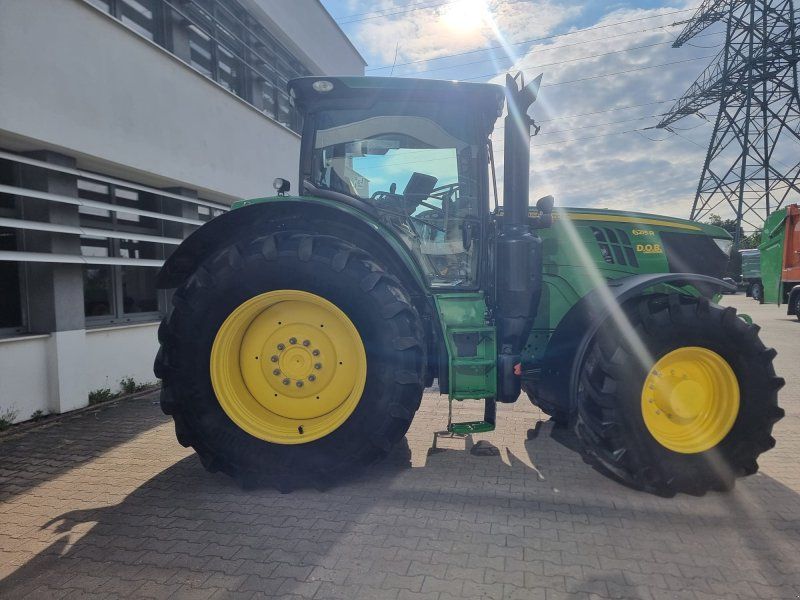 John Deere 6215R 6215 R