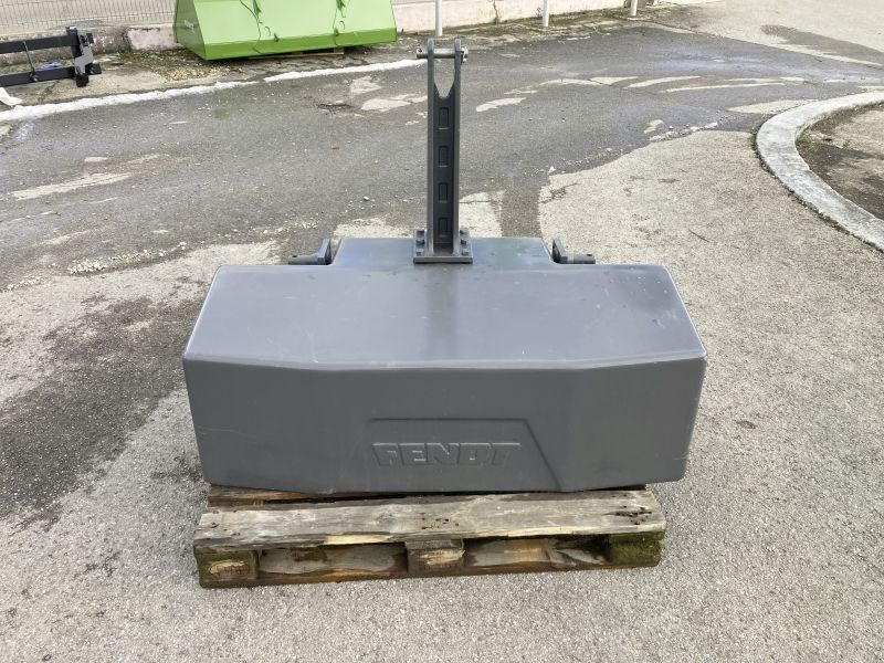 Fendt GEWICHT 2500 KG