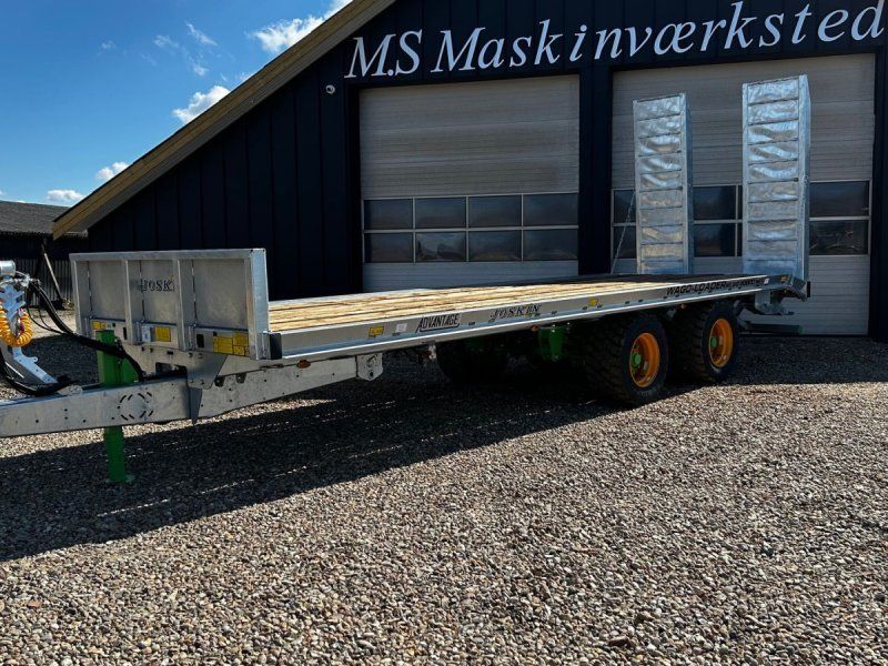 Joskin Wago loader 8000