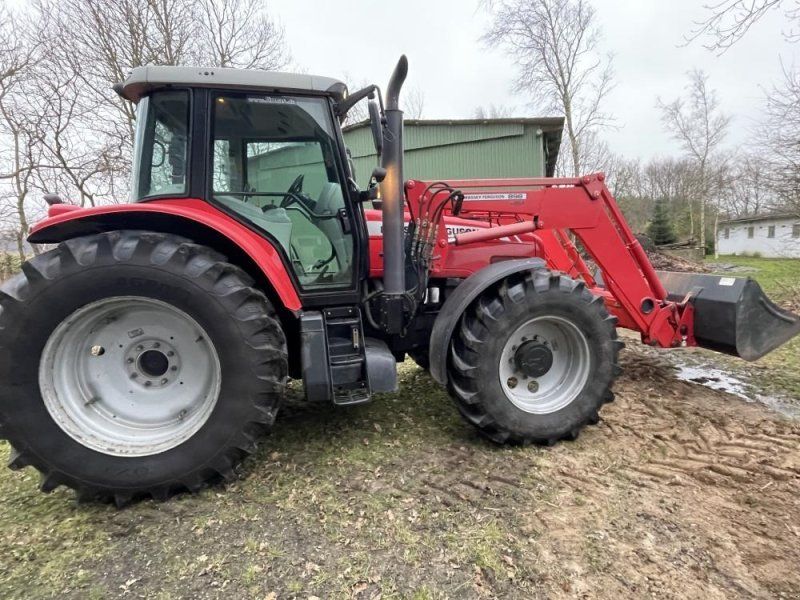 Massey Ferguson 7480 Dyna-VT med 898 læsser
