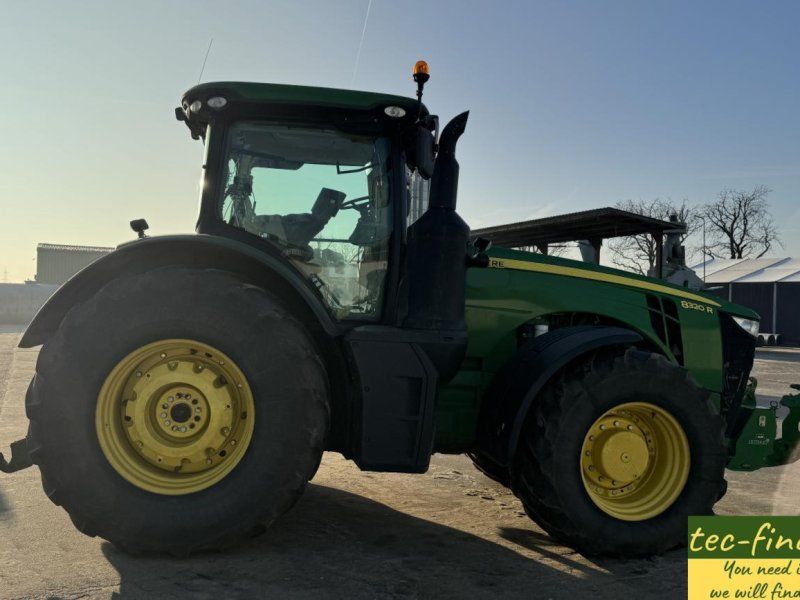 John Deere 8320 R