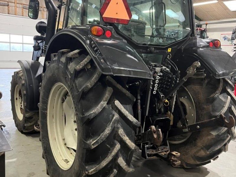 Valtra N142V