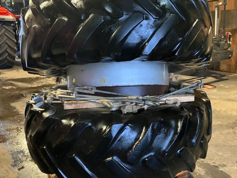 20.8R38 Tvillinghjul