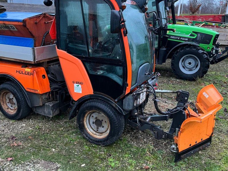 Holder C250 212 m. Nesbo V-sneplov