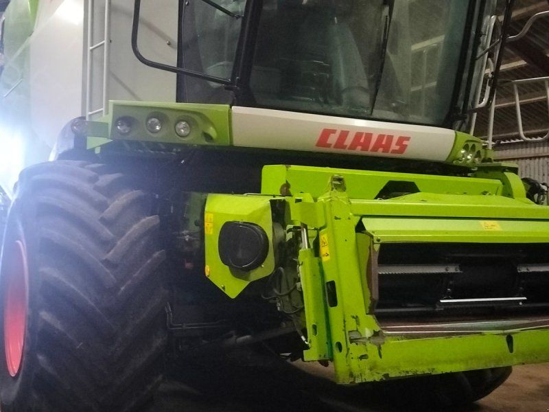 Claas LION 670