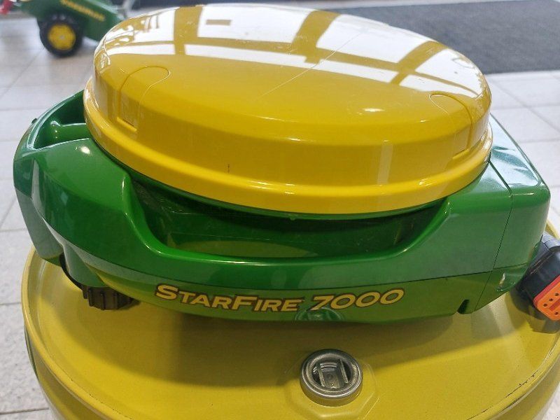 John Deere Starfire 7000