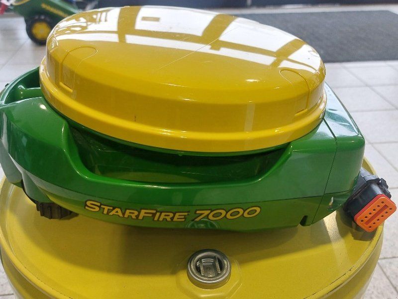 John Deere Starfire 7000