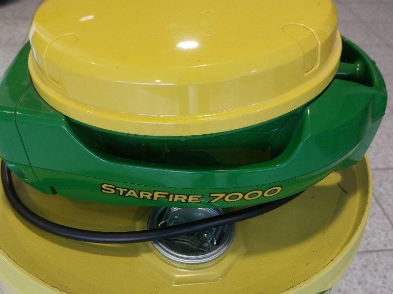 John Deere Starfire 7000