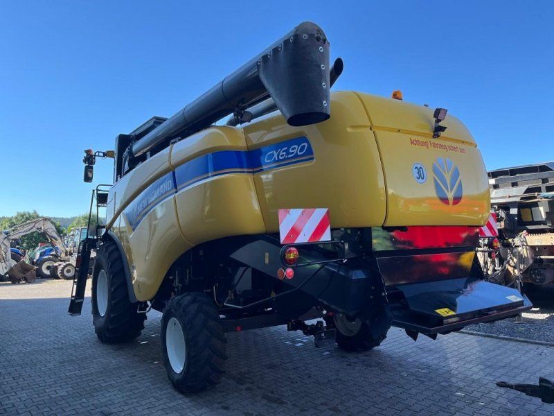 New Holland CX 6.90