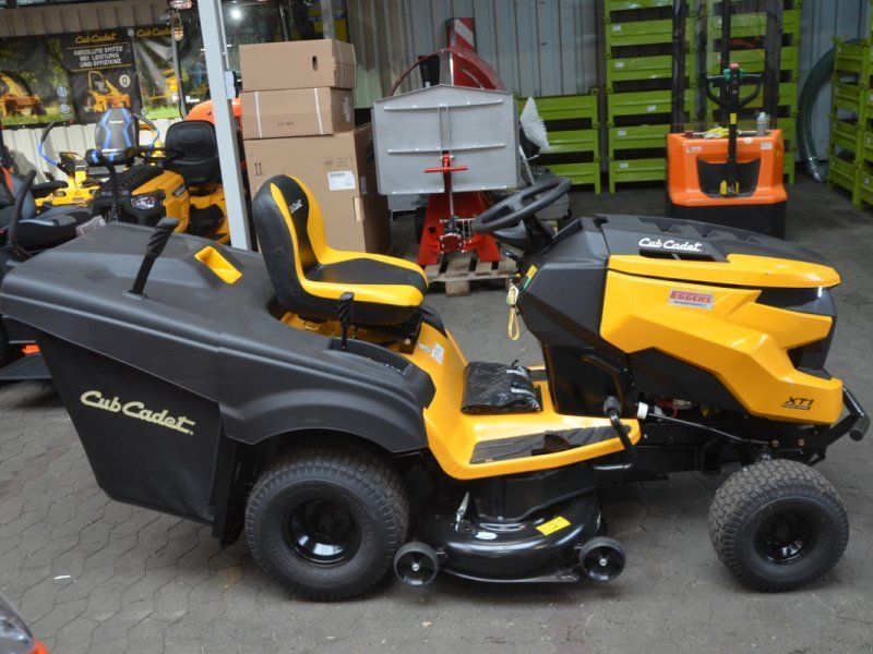 Cub Cadet XT1 OR 106
