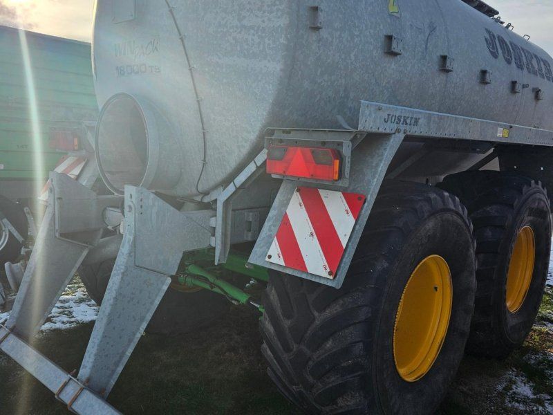 Joskin Komfort 2          18000 TS