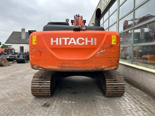 Hitachi ZX 210 LC-5B