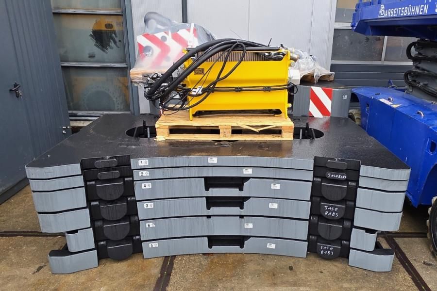 Grove GMK5150XL Available For Rent, Dutch Registration,