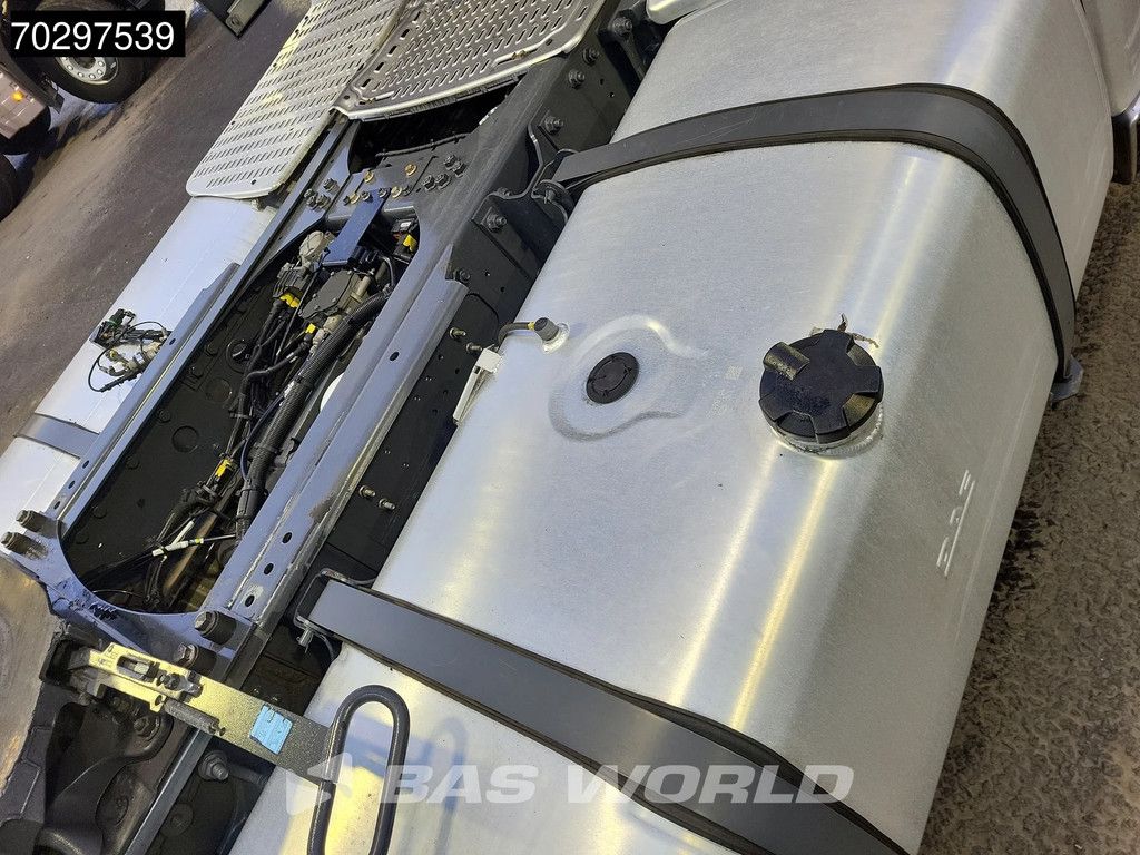 DAF XF 480 4X2 Mega 2xTanks Standklima ACC Euro 6