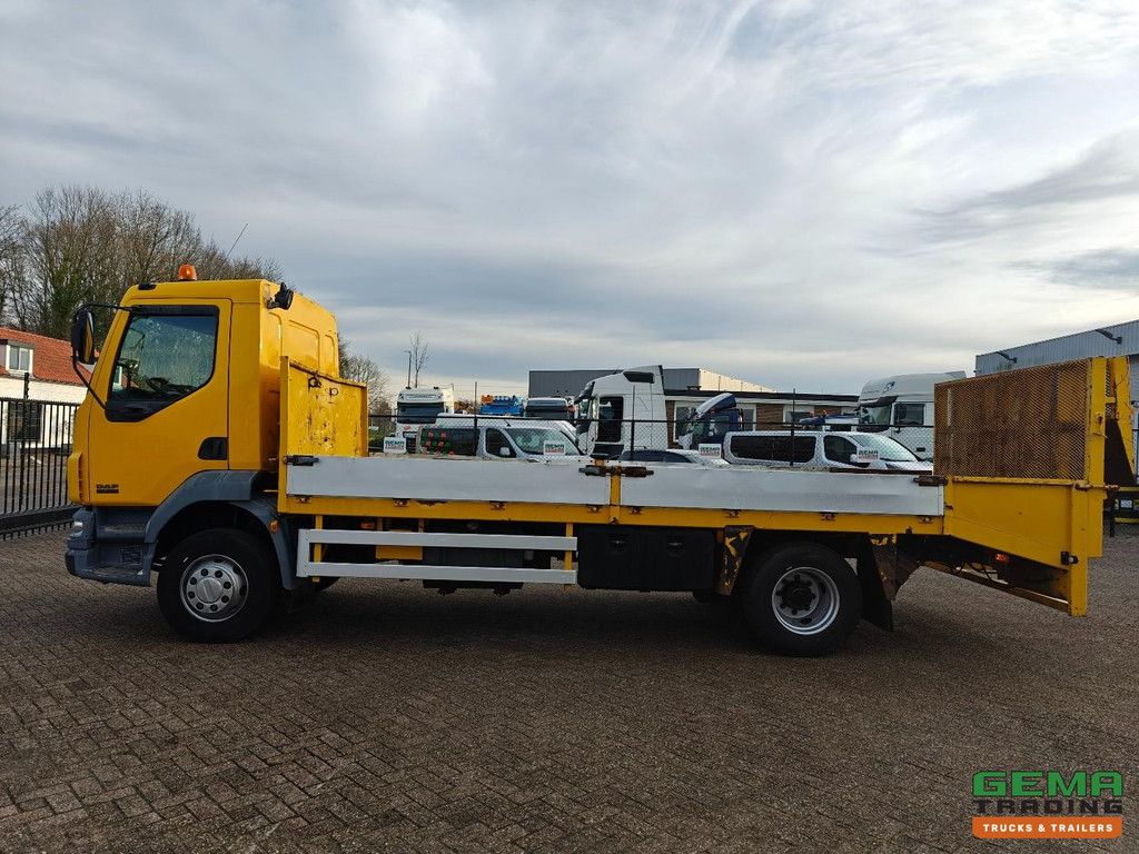 DAF LF 55.220 4x2 Daycab Euro 3 - Manual transmission - 6.12m ramp - Analogue speedometer 10/2026 MOT