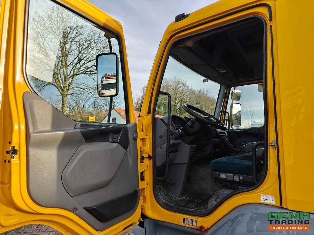 DAF LF 55.220 4x2 Daycab Euro 3 - Manual transmission - 6.12m ramp - Analogue speedometer 10/2026 MOT