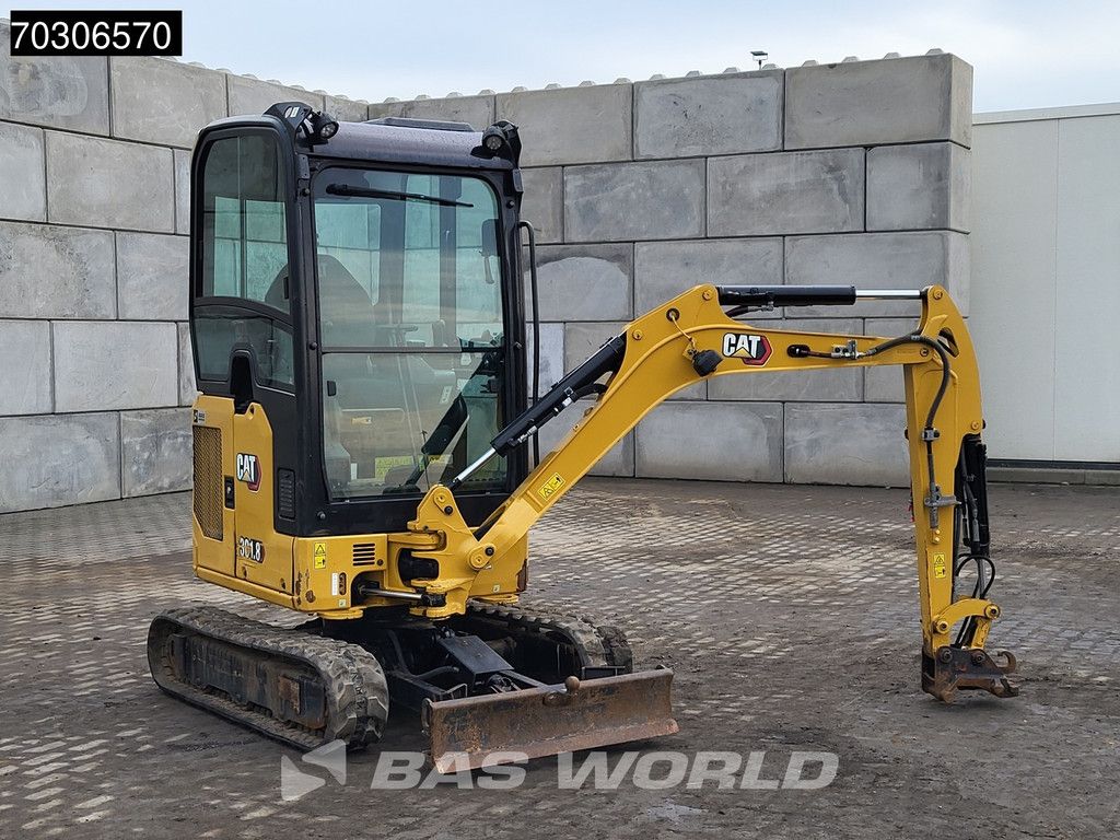 Caterpillar 301.8