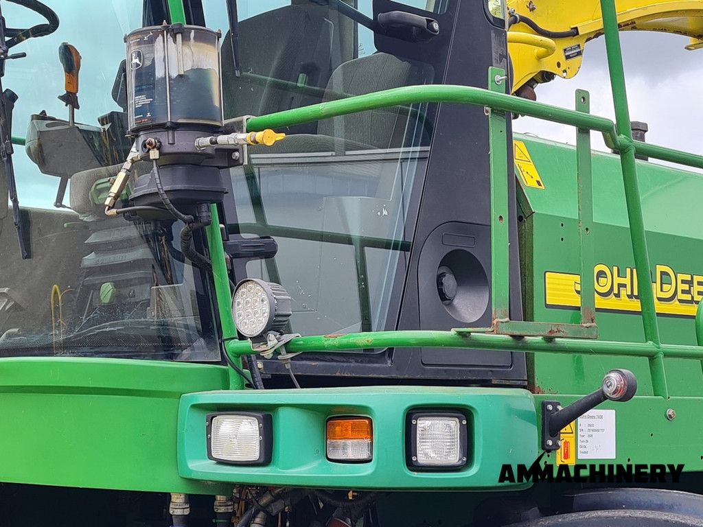 John Deere 7400 forage harvester