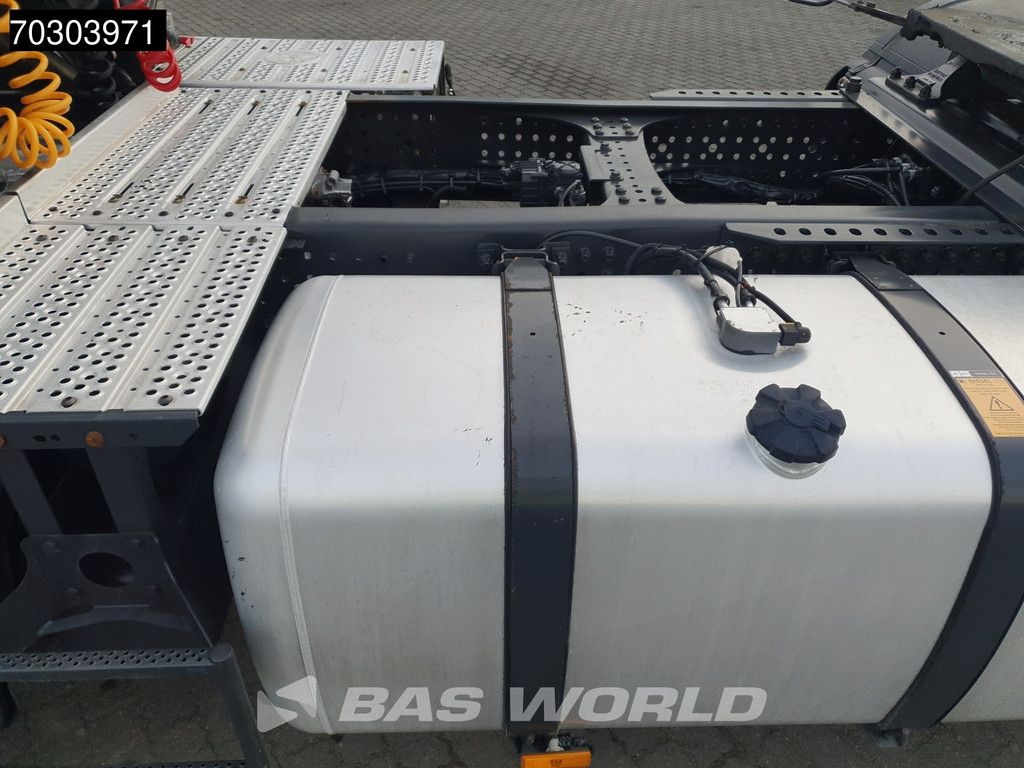 Mercedes Actros 1943 4X2 BigSpace Euro6