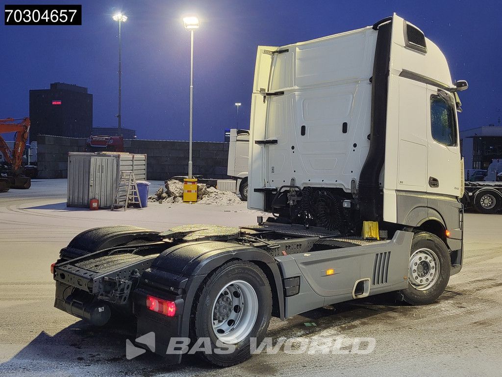 Mercedes Actros 1845 4X2 GigaSpace Retarder MirrorCam Navi Euro 6