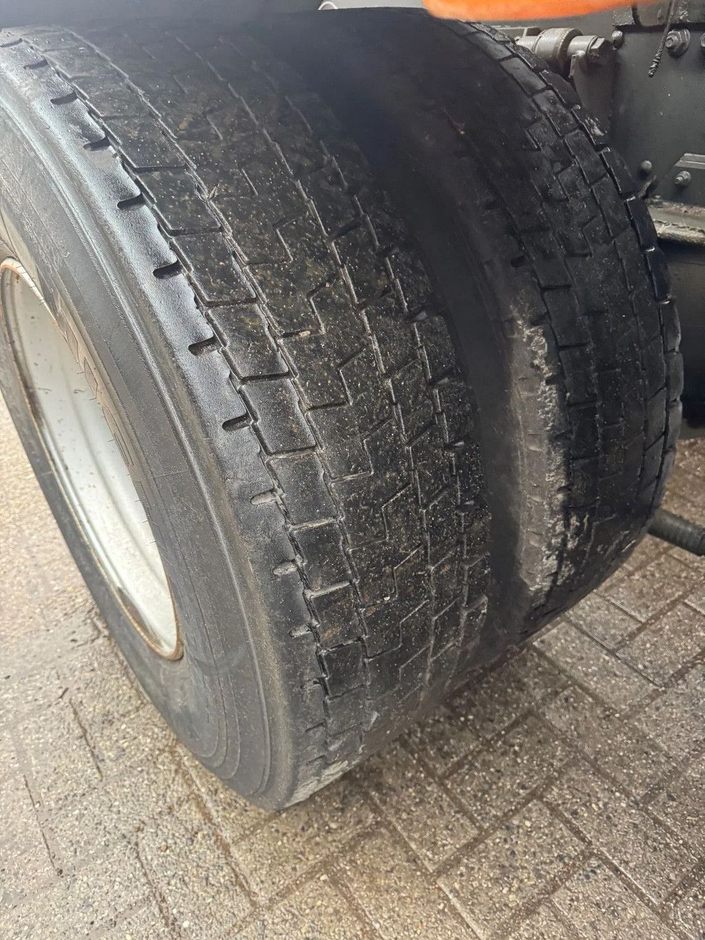 DAF CF 85.360 **EURO 5-BELGIAN TRUCK-10TYRE**