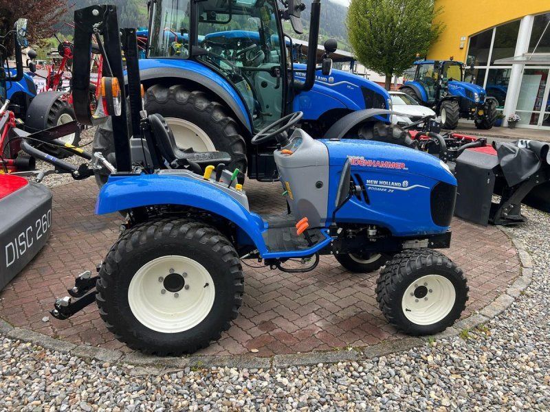 New Holland Boomer 25
