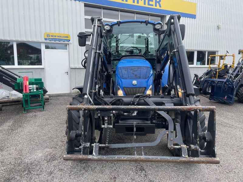 New Holland T4.85