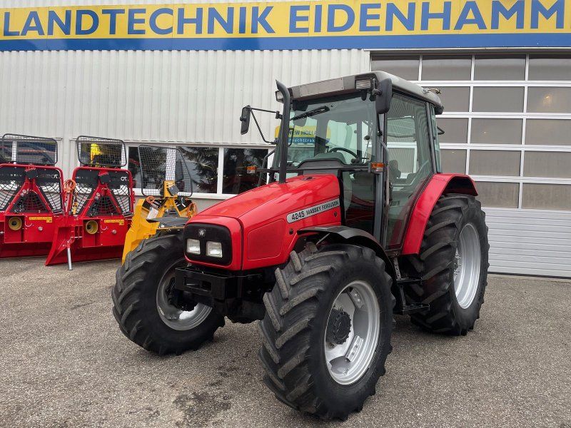 Massey Ferguson 4245-4 LP