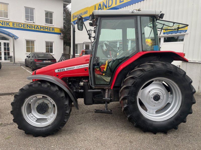 Massey Ferguson 4245-4 LP
