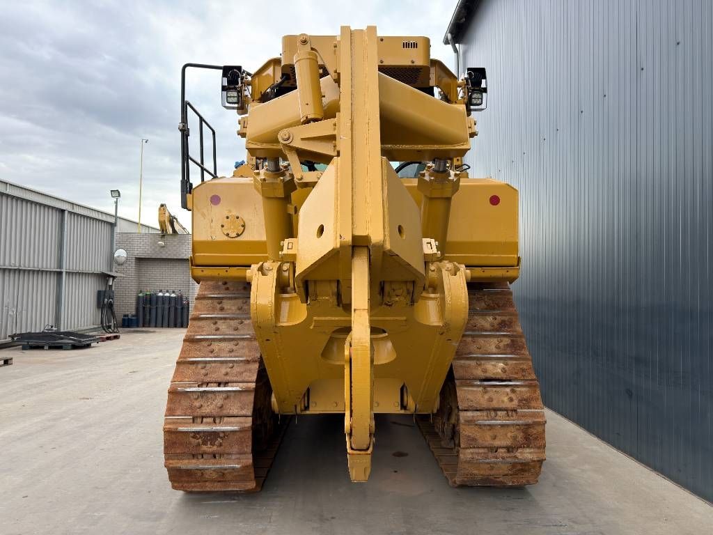 CAT D8T - CE