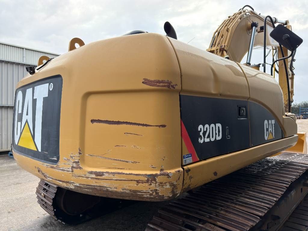 CAT 320D L