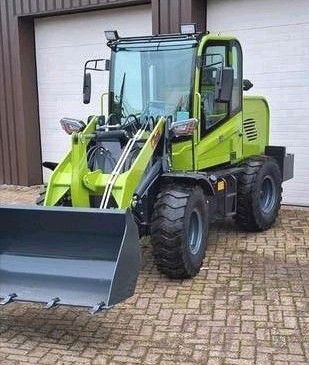 Shovel ZL 920 NIEUW! En veel hulpstukken!