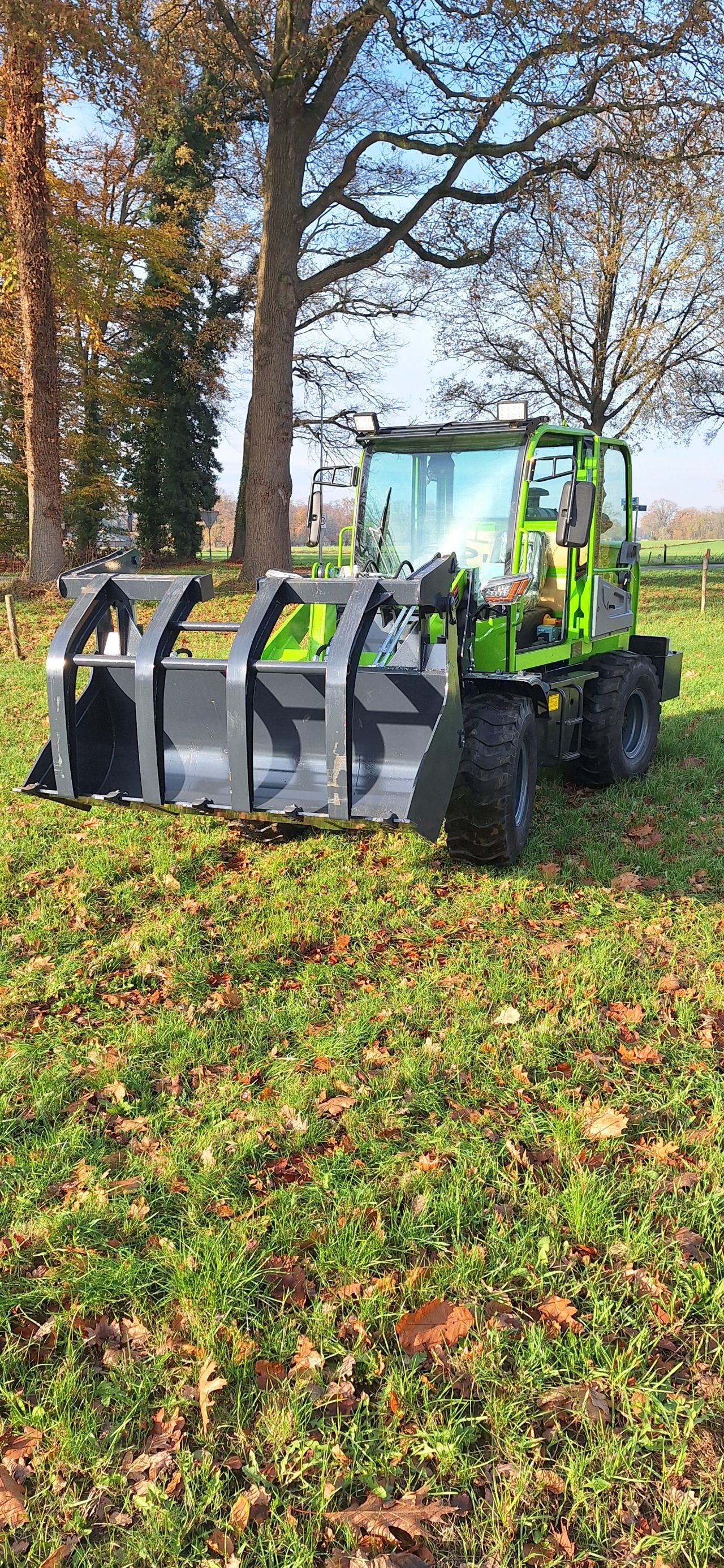 Shovel ZL 920 NIEUW! En veel hulpstukken!