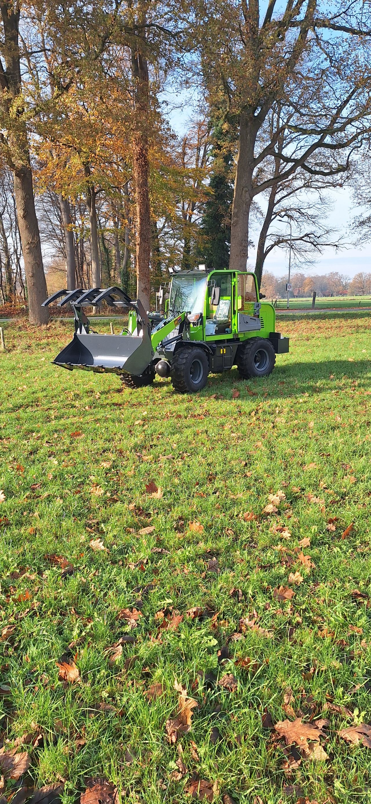 Shovel ZL 920 NIEUW! En veel hulpstukken!