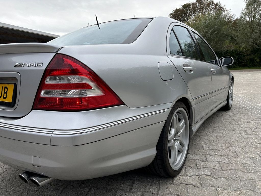 Mercedes-Benz C-klasse C55 AMG V8 Aut. Navi, Leer, Schuif/kantel dak, Youngtimer/Topstaat.