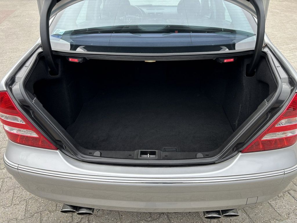 Mercedes-Benz C-klasse C55 AMG V8 Aut. Navi, Leer, Schuif/kantel dak, Youngtimer/Topstaat.