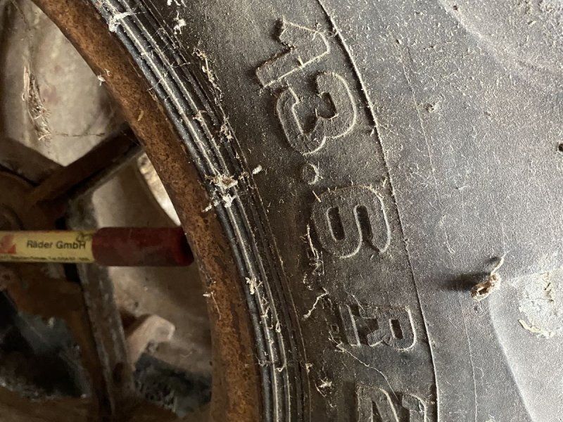 Kock & Sohn Zwillingsräder 13.6-R24 zu 440/65R24