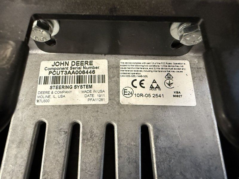 John Deere Autotrac Universal 300