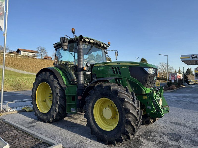 John Deere 6140R